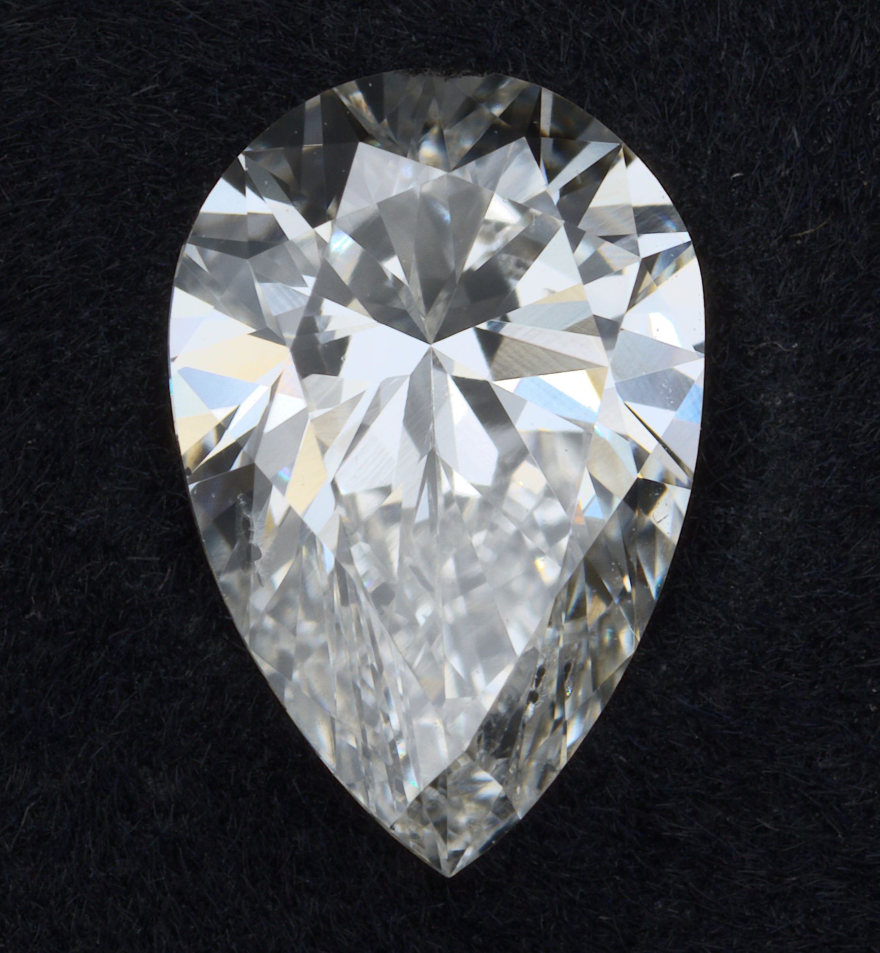 LG425066936 Diamant Lab Grown PEAR SI1
