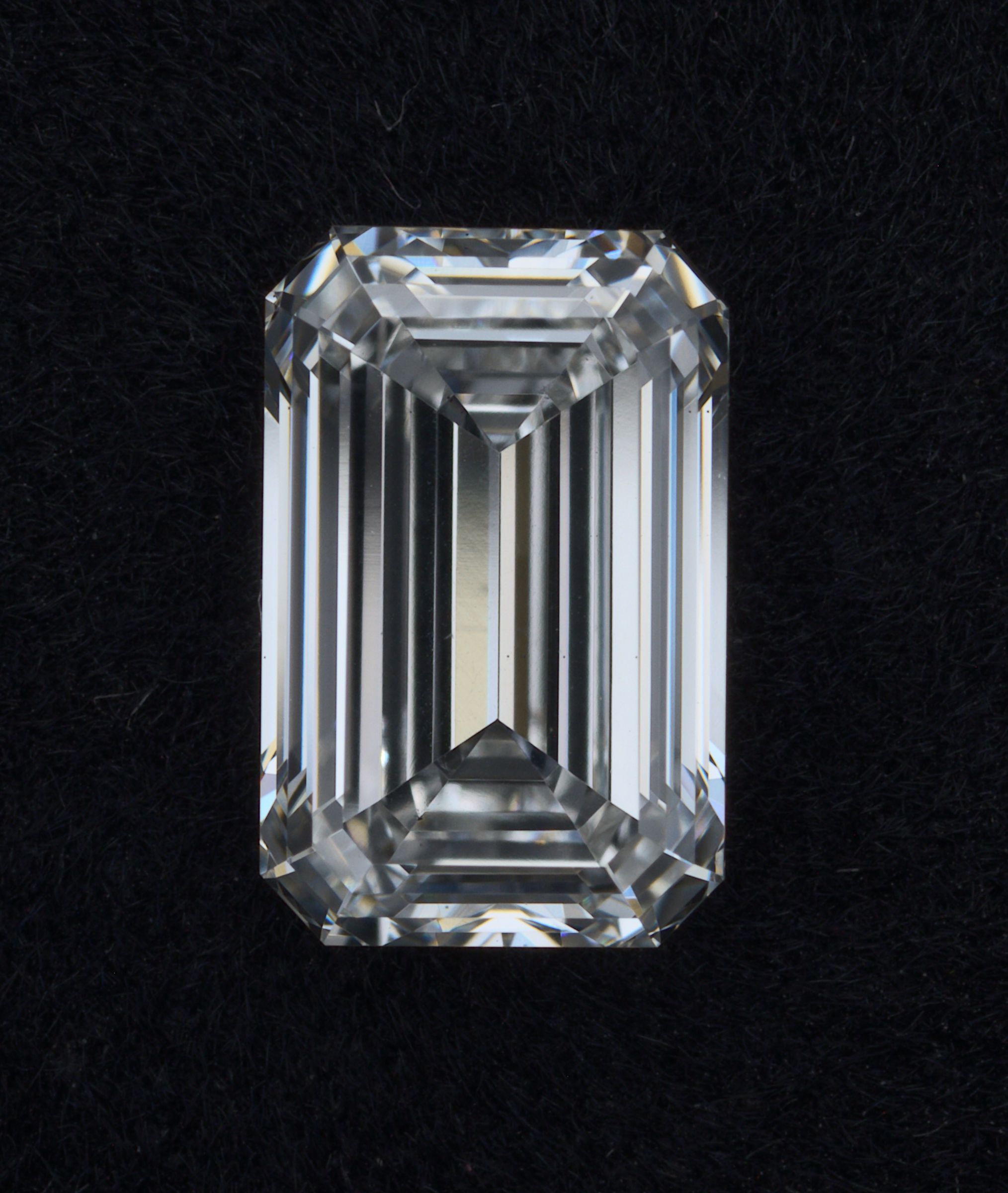 LG529268229 Diamant Lab Grown EMERALD VS1