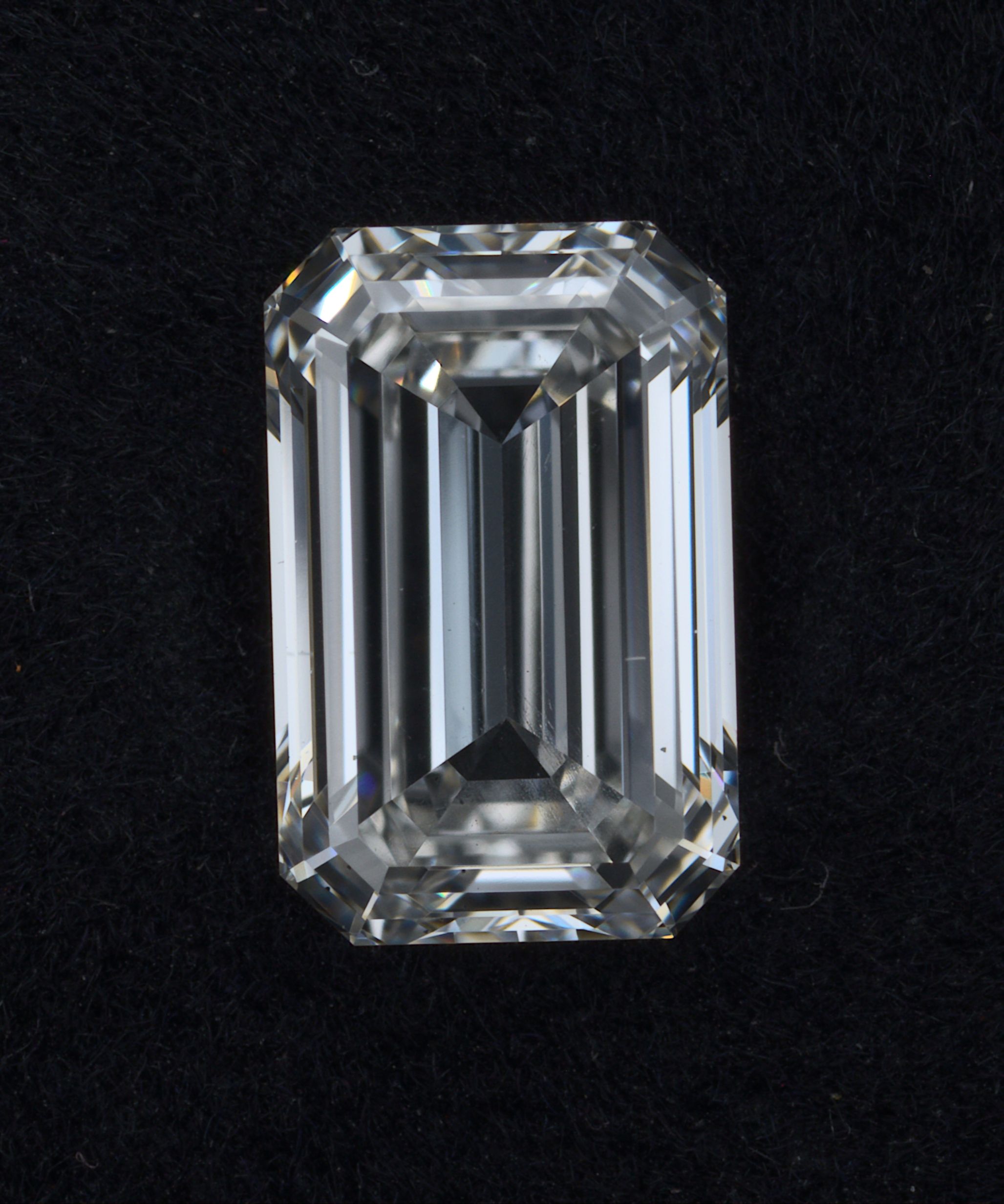 LG529268244 Diamant Lab Grown EMERALD VS2