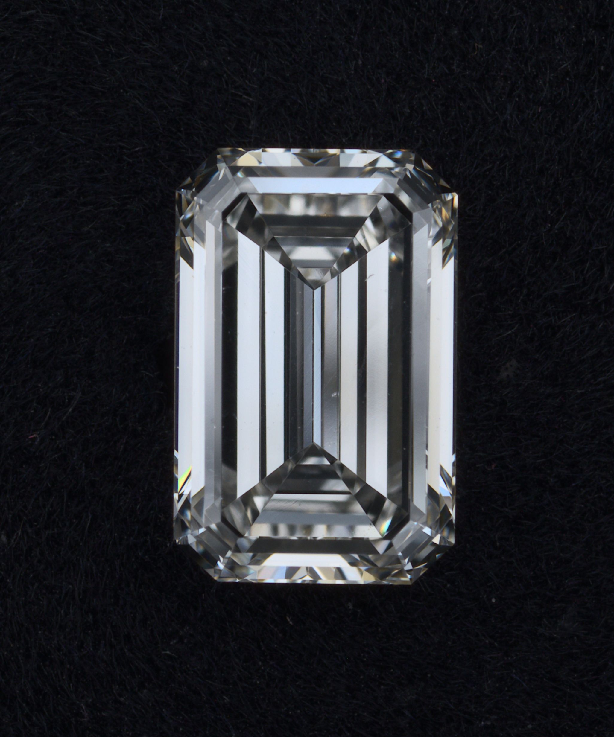 LG534224877 Diamant Lab Grown EMERALD VS1