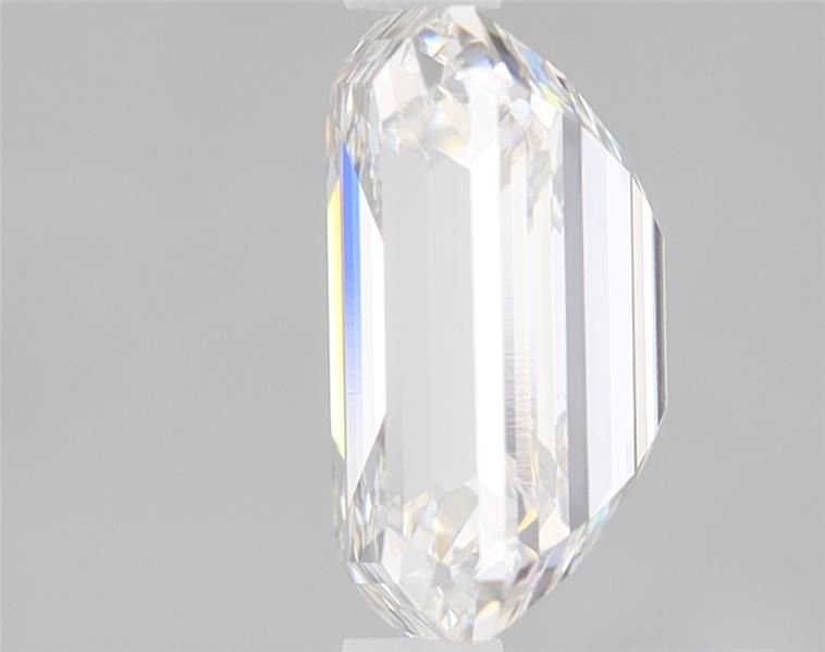 LG564350471 Diamant Lab Grown EMERALD VS1