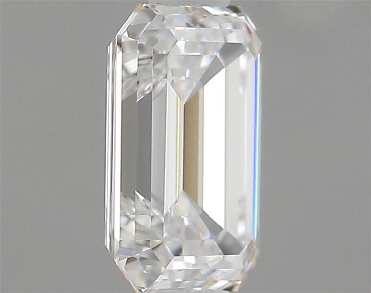 LG586379695 Diamant Lab Grown EMERALD VVS2