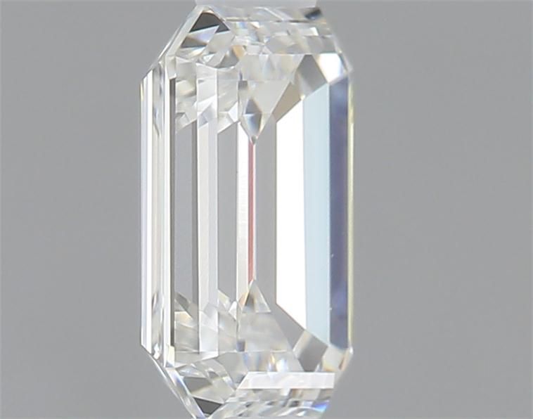 LG587308083 Diamant Lab Grown EMERALD VVS2