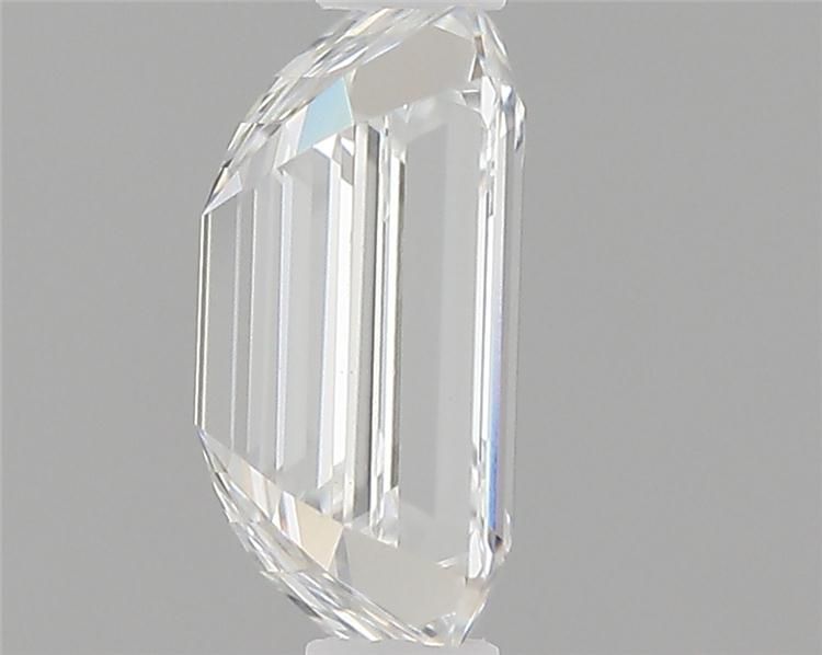 LG587388195 Diamant Lab Grown EMERALD VS1