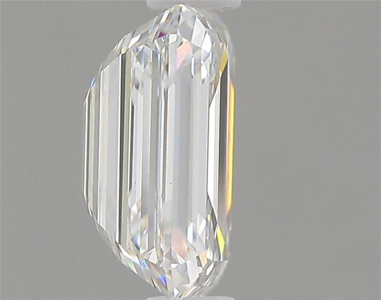 LG587388272 Diamant Lab Grown EMERALD VS1