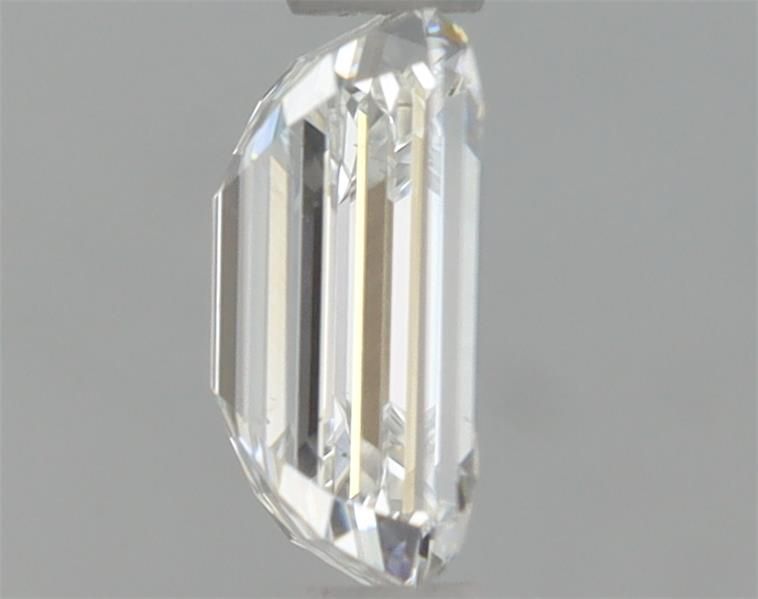 LG588338039 Diamant Lab Grown EMERALD VS2