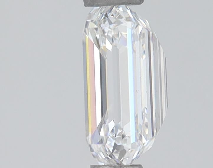 LG588360712 Diamant Lab Grown EMERALD VS2