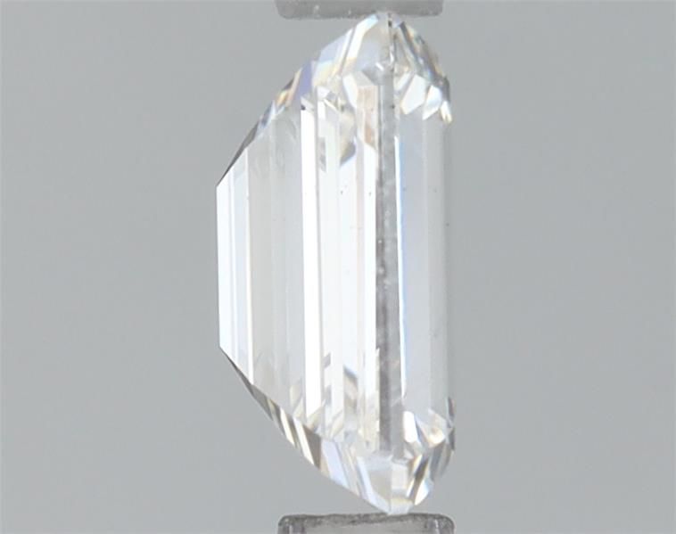 LG592342751 Diamant Lab Grown EMERALD VS2