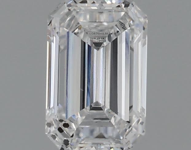 LG639483631 Diamant Lab Grown EMERALD SI1