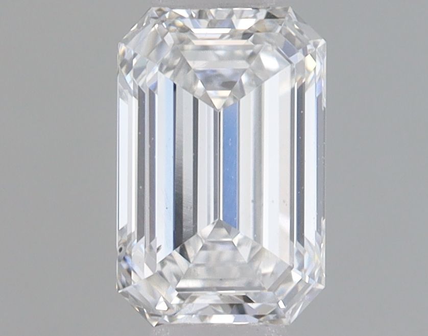LG656497132 Diamant Lab Grown EMERALD VS2