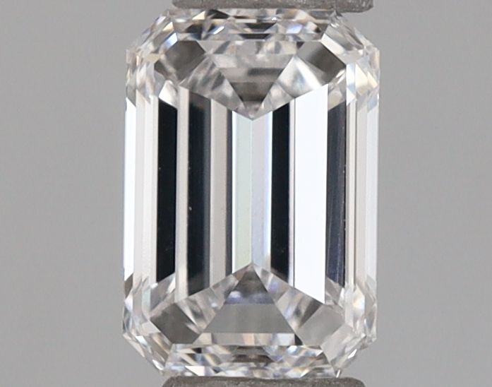 LG665421257 Diamant Lab Grown EMERALD VVS1
