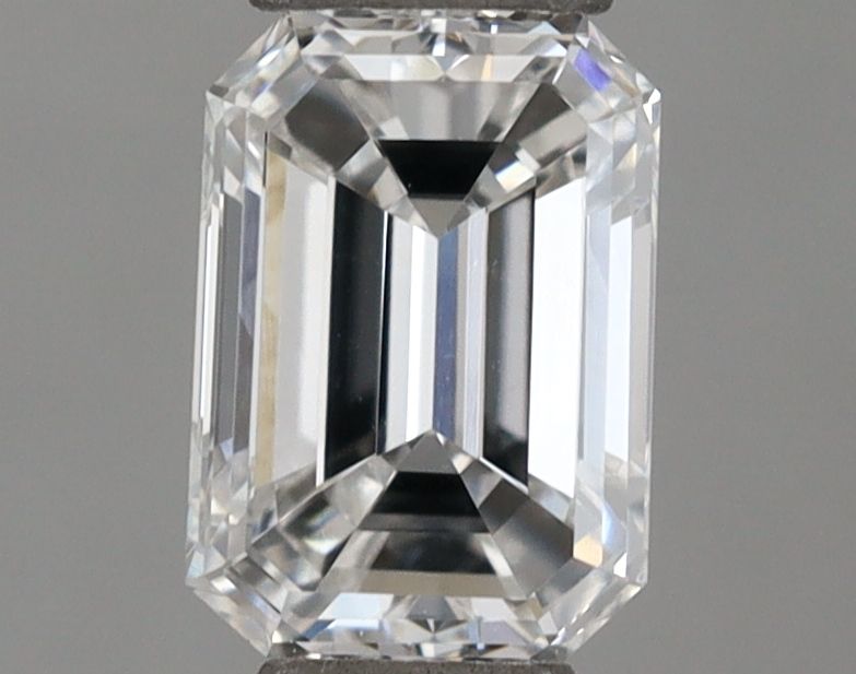 LG669437490 Diamant Lab Grown EMERALD VVS1