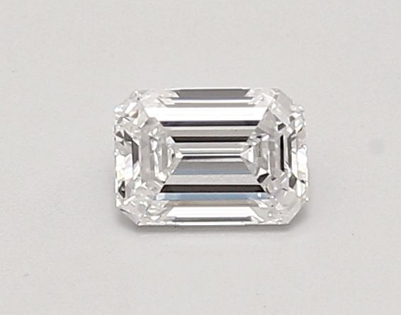 LG670471686 Diamant Lab Grown EMERALD VVS2