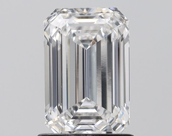 LG673421094 Diamant Lab Grown EMERALD VVS2