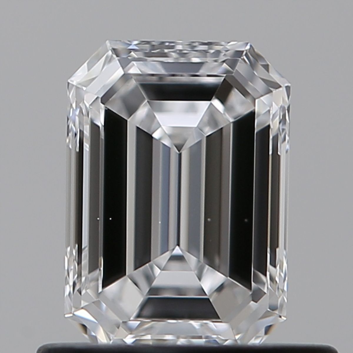 1513080124 Diamant Natural EMERALD VS2