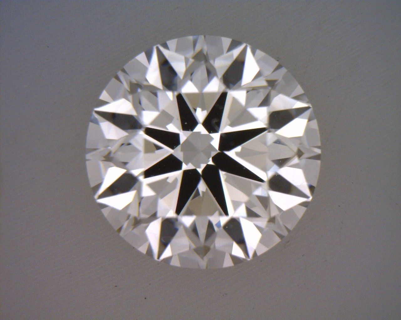 2197468701 Diamant Natural ROUND VVS2