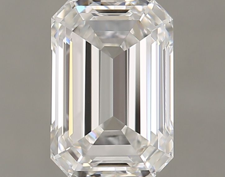 2476698116 Diamant Natural EMERALD IF