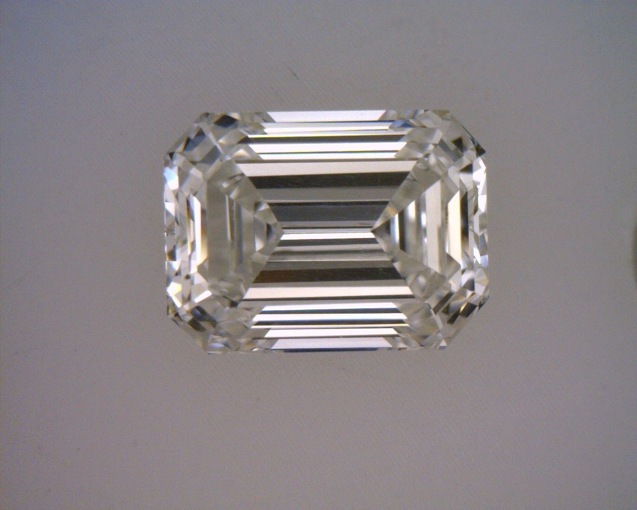5293281623 Diamant Natural EMERALD VVS2
