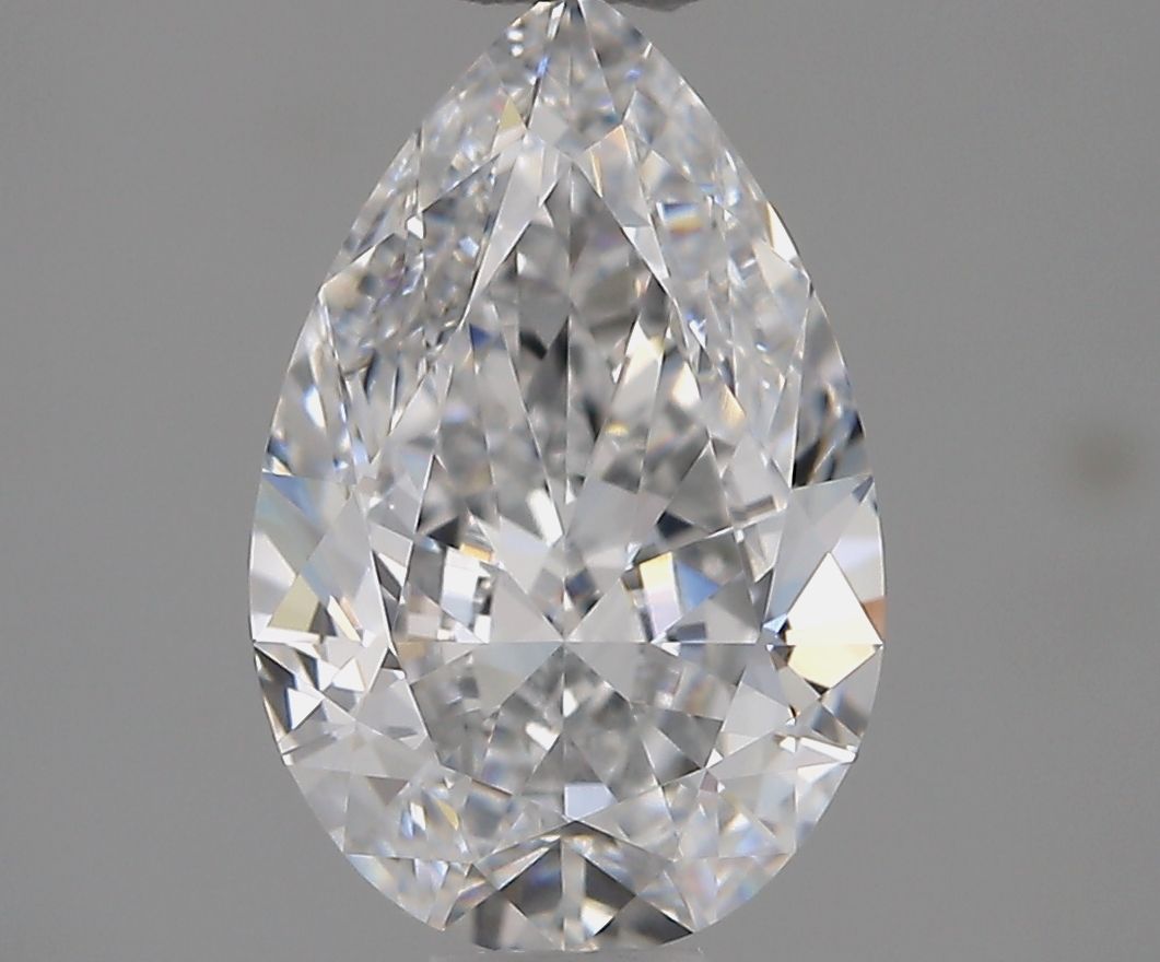 5496876177 Diamant Natural PEAR VVS1