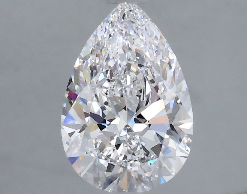 5506743907 Diamant Natural PEAR VS2