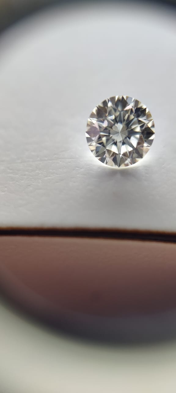 633415880 Diamant Natural ROUND SI1