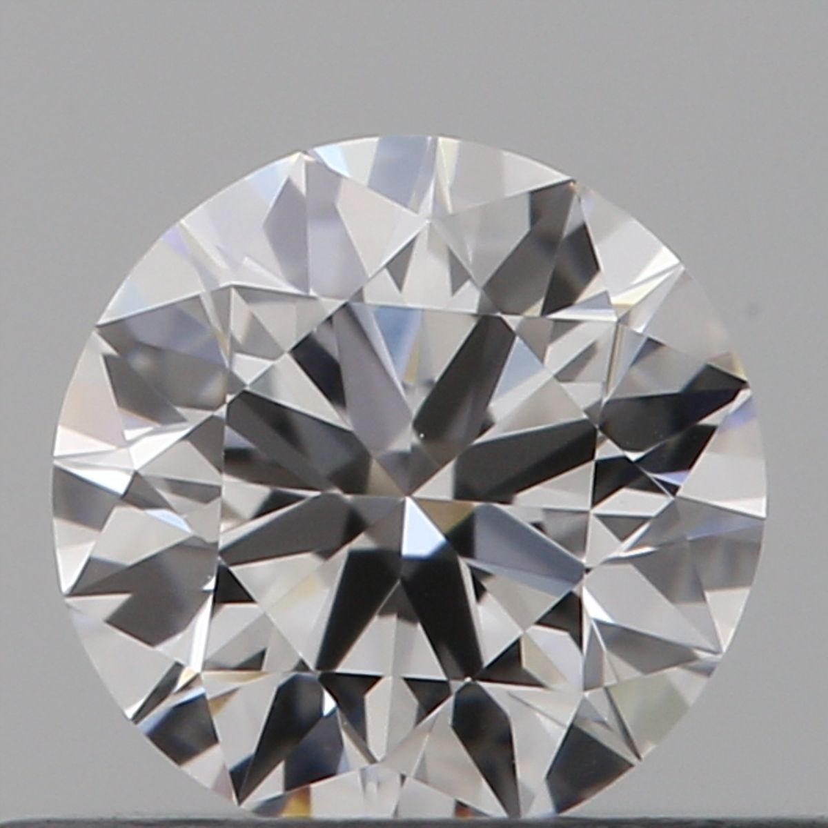 6441130175 Diamant Natural ROUND VVS1