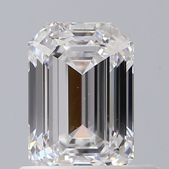 6481682178 Diamant Natural EMERALD VS1