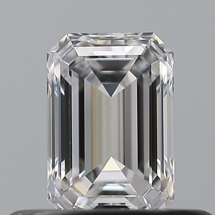 6515084678 Diamant Natural EMERALD VVS1
