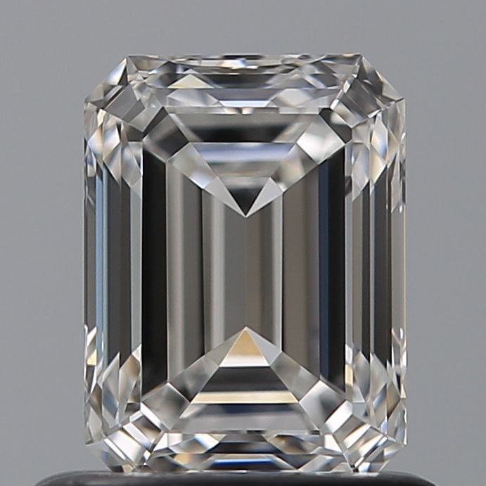 6515177282 Diamant Natural EMERALD VVS2