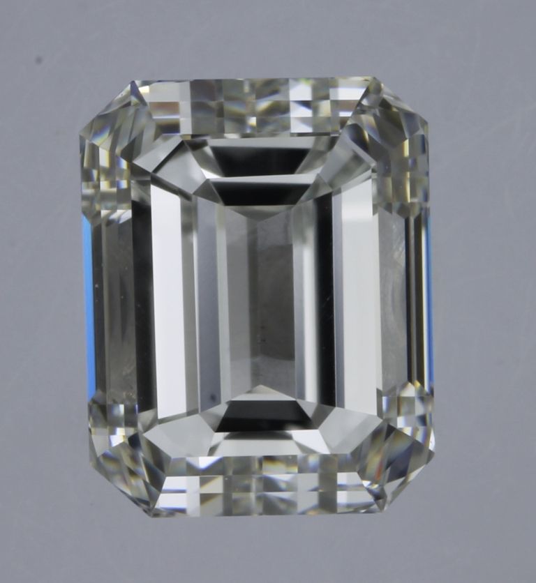 7146876001 Diamant Natural EMERALD VS1