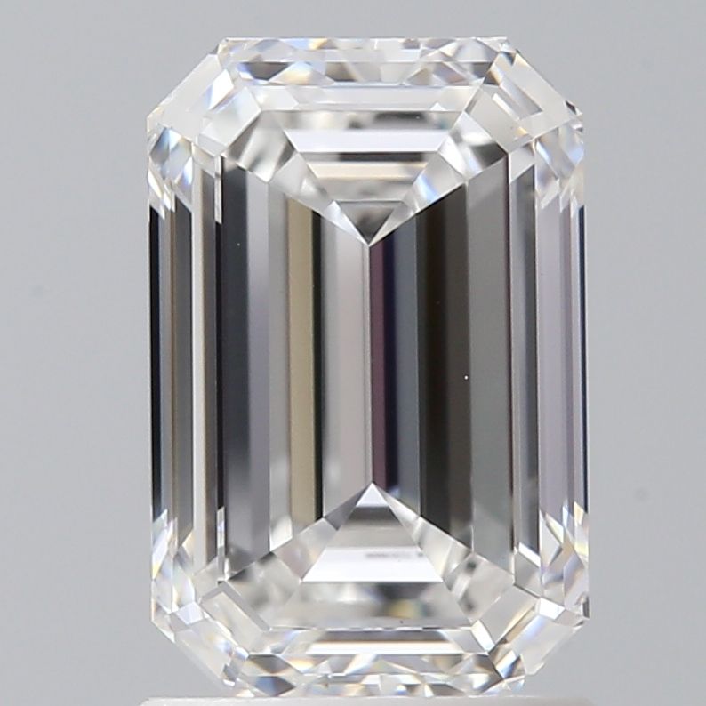 7235118886 Diamant Natural EMERALD VS1