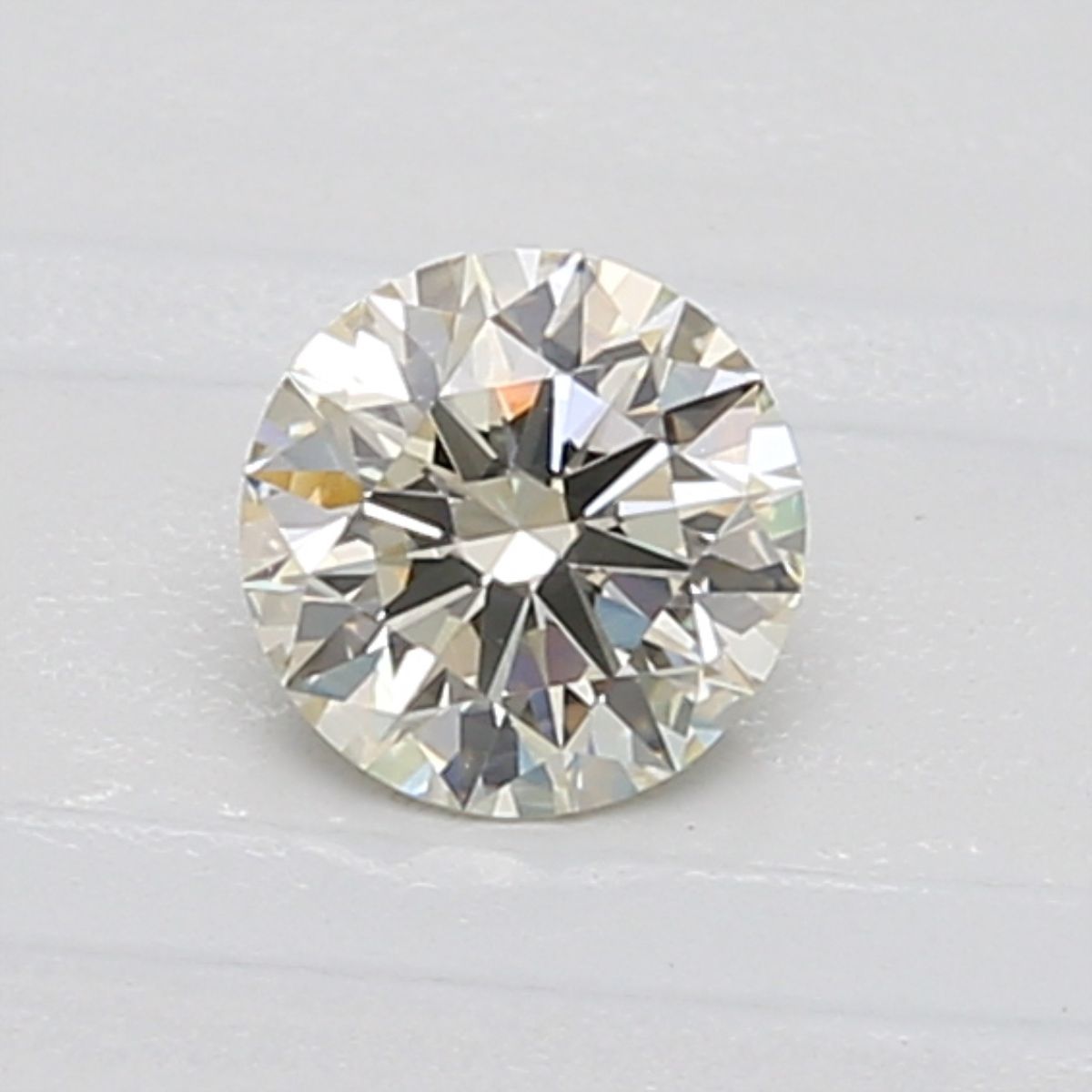 7311646520 Diamant Natural ROUND VVS2