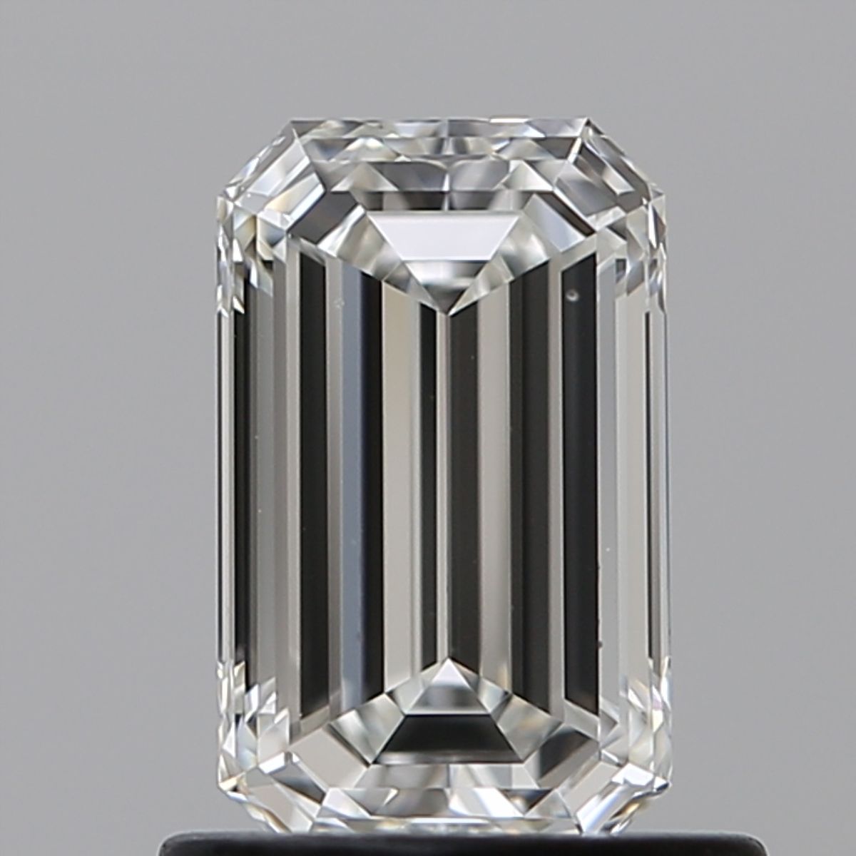 7508894323 Diamant Natural EMERALD VS1